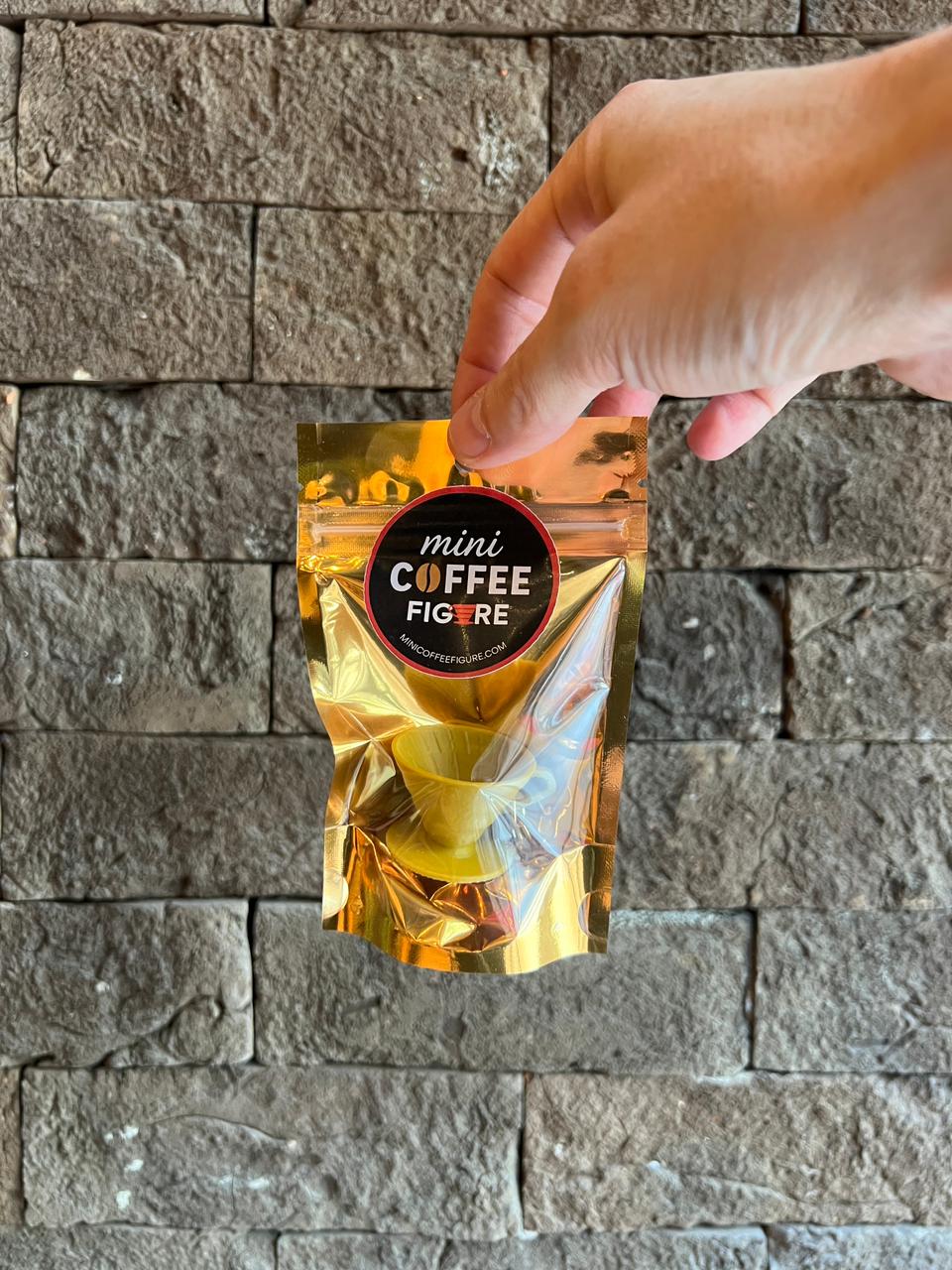 V60 Gold - Chaveiro colecionável de café